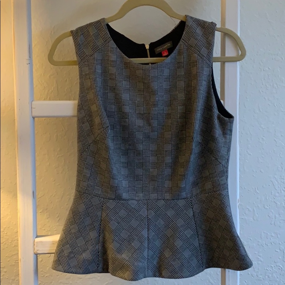 Vince Camuto Black & White Peplum blouse